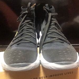UNDER ARMOR STEPHEN CURRY